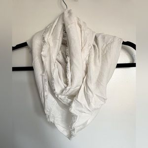 White infinity scarf
